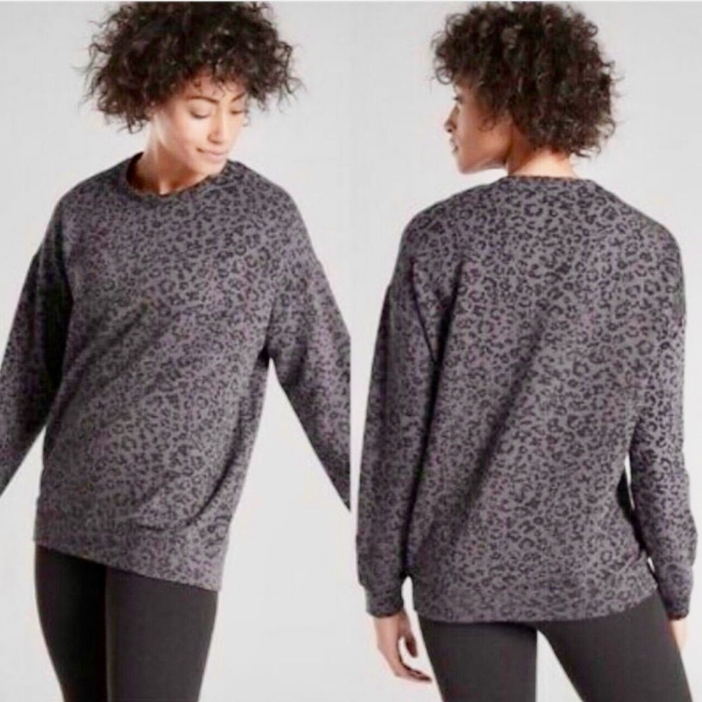 Athleta Purelux Leopard Print Crew Sweatshirt in Crew size small